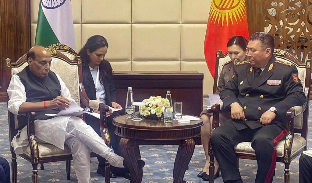 Rajnath Singh ने SCO मंच से Pakistan को चेताया, ‘State-Sponsored Terrorism’ बर्दाश्त नहीं