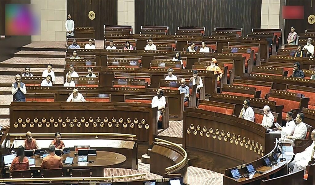 Rajya Sabha का नंबर गेम: 7 AAP सांसदों के आने से BJP हुई 113, अब बिल पास कराना होगा आसान