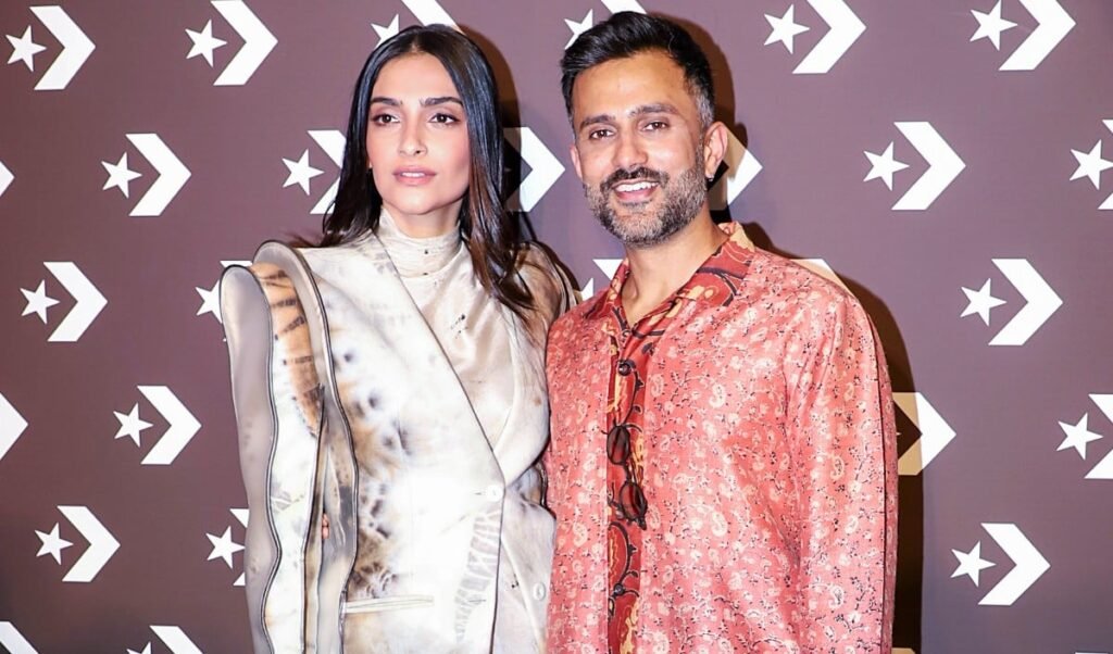 Sonam Kapoor ने दिखाई अपने 'कंप्लीट' परिवार की झलक: दूसरे बेटे और वायु के साथ बिताए लम्हों को बताया 'एक सपना'