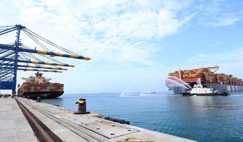 Strait of Hormuz से गुज़रने का नया नियम, अब Iran वसूलेगा 'टोल', दुनिया में Oil संकट?