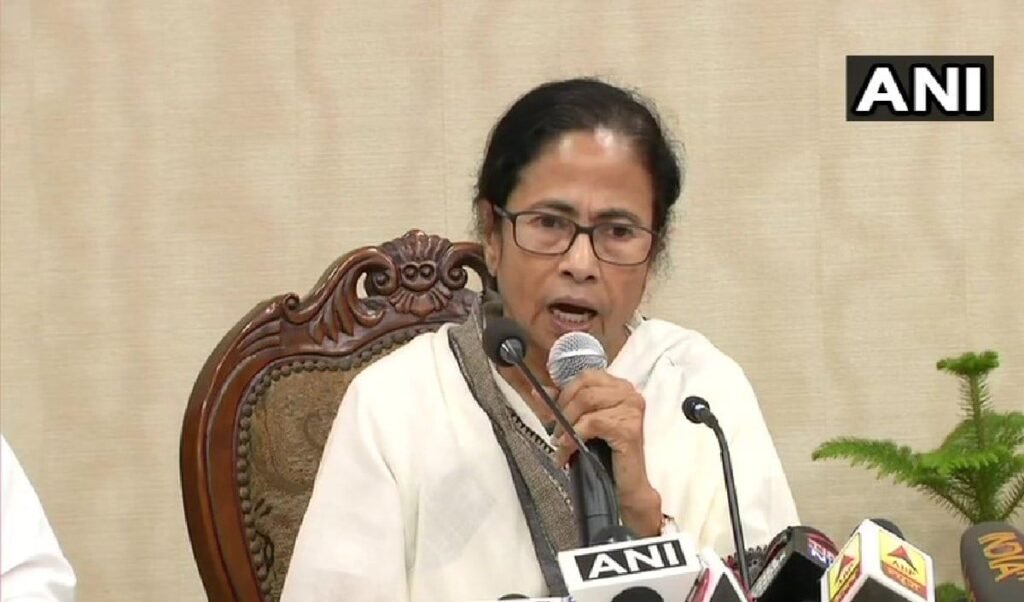 West Bengal चुनाव से पहले Mamata Banerjee को झटका, Supreme Court बोला- ‘CM ने System खतरे में डाला’