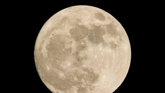 Why the New Moon is an auspicious day for meditation and other spiritual practices, explains a spiritual guru Why the New Moon is an auspicious day for meditation and other spiritual practices, explains a spiritual guru