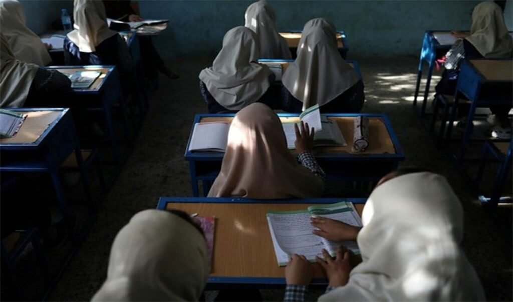 financial crisis deepens in pakistan peshawar university employees take
