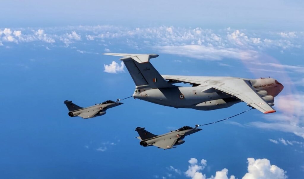 how pilots survive in enemy territory after crash us air force advanced survival system