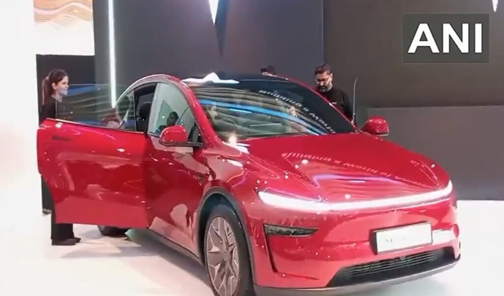 tesla model y l launched in india price of 6 seater car is rs 6199 lakh