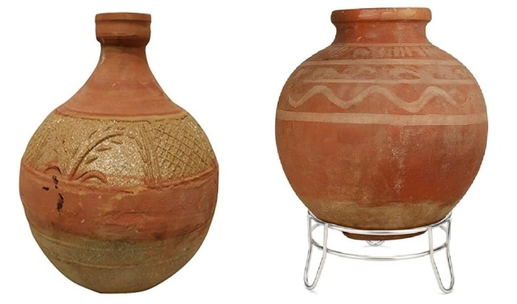 घड़ा या सुराही! गर्मी में बिना फ्रिज पानी को ठंडा रखने के लिए क्या है सही?