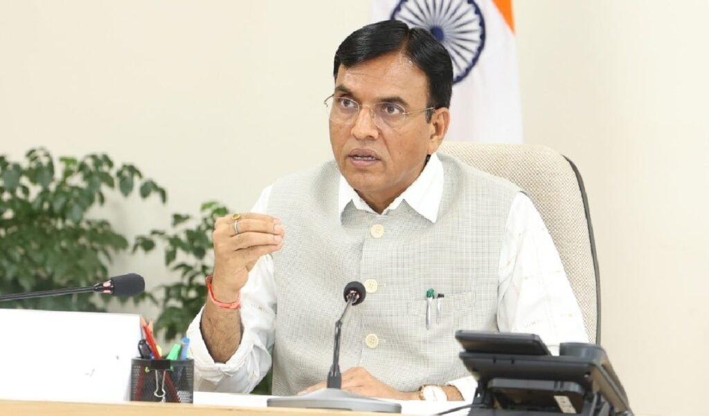 डोपिंग, प्रतिबंधित दवाओं को लेकर खेल मंत्री का बयान, कहा- तस्करी करने वालों के खिलाफ आपराधिक प्रावधान डोपिंग, प्रतिबंधित दवाओं को लेकर खेल मंत्री का बयान, कहा- तस्करी करने वालों के खिलाफ आपराधिक प्रावधान