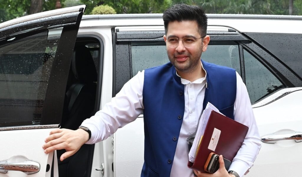 दलबदल कानून के तहत Chadha समेत 3 सांसदों पर गिरेगी गाज? संजय सिंह बोले – सभापति को पत्र देंगे