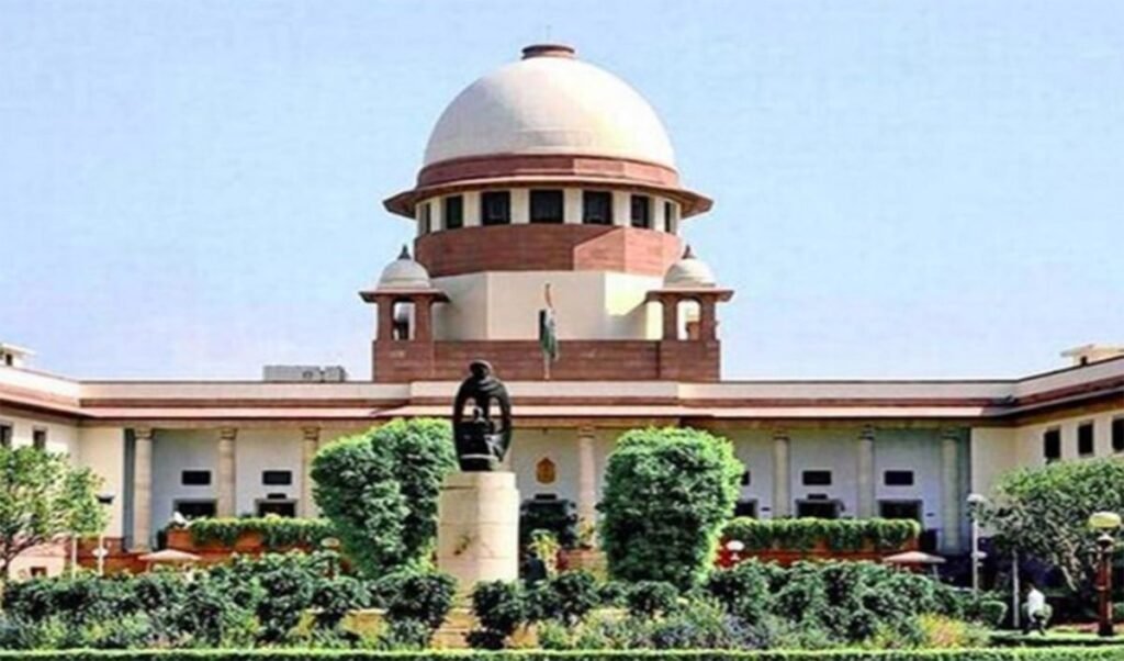 फर्जी वोटिंग पर लगेगी लगाम? Supreme Court ने Biometric सिस्टम पर केंद्र, चुनाव आयोग से मांगा जवाब