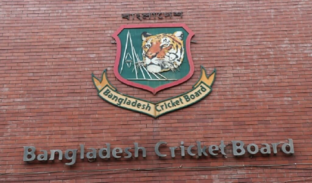 बांग्लादेश क्रिकेट बोर्ड को सरकार ने किया बर्खास्त, अब ये पूर्व खिलाड़ी संभालेगा बड़ी जिम्मेदारी