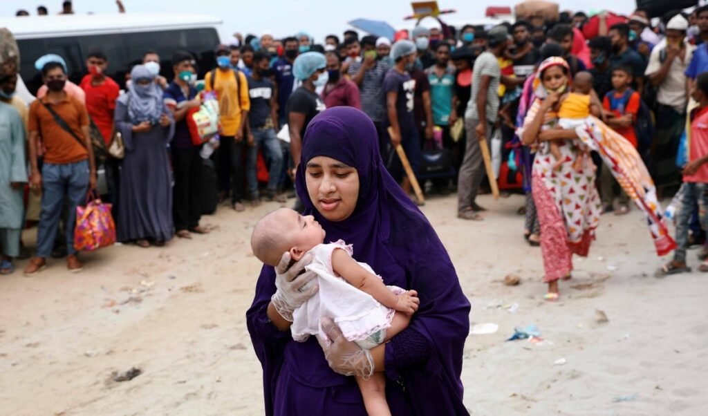 बांग्लादेश में अदृश्य शिकारी का हमला…,'लाल चकत्तों' ने छीनी 100 मासूमों की सांसें, क्या टीके की एक चूक बनी काल? Bangladesh Measles Outbreak बांग्लादेश में अदृश्य शिकारी का हमला…,'लाल चकत्तों' ने छीनी 100 मासूमों की सांसें, क्या टीके की एक चूक बनी काल? Bangladesh Measles Outbreak