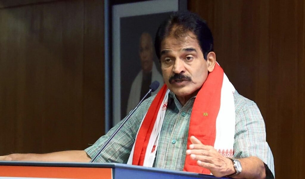 भारत की संप्रभुता का अमेरिका को ‘आत्मसमर्पण’: राम माधव के बयान पर कांग्रेस का मोदी सरकार पर तीखा हमला