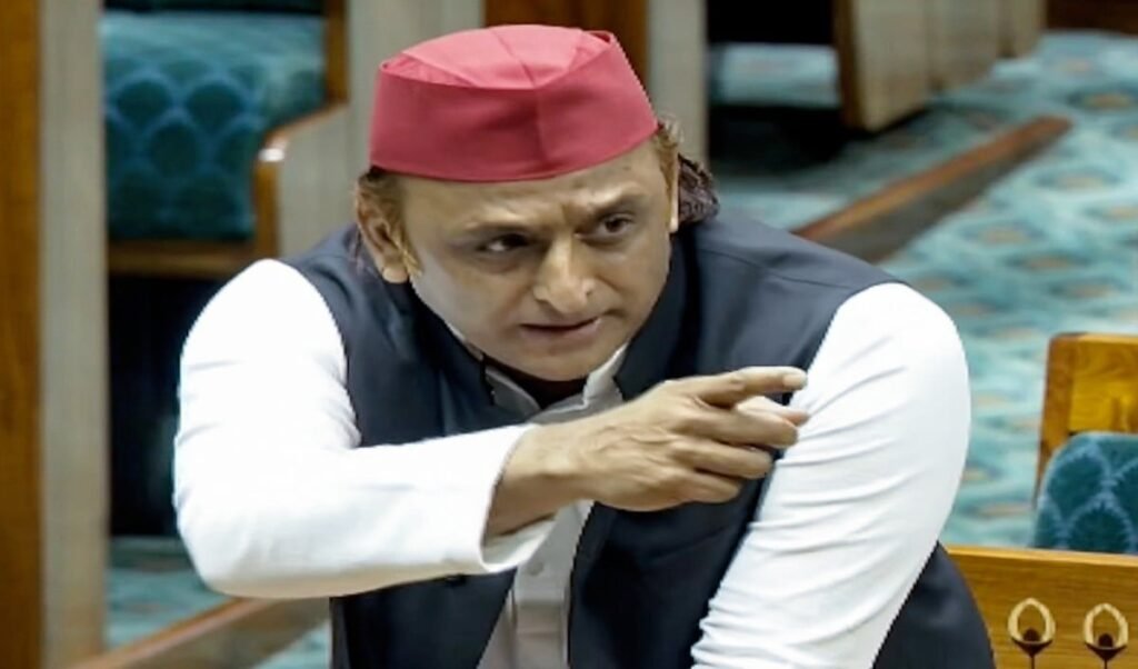 महिला आरक्षण Bill पर Akhilesh Yadav का बड़ा हमला, बोले- यह Caste Census से बचने की तरकीब है महिला आरक्षण Bill पर Akhilesh Yadav का बड़ा हमला, बोले- यह Caste Census से बचने की तरकीब है