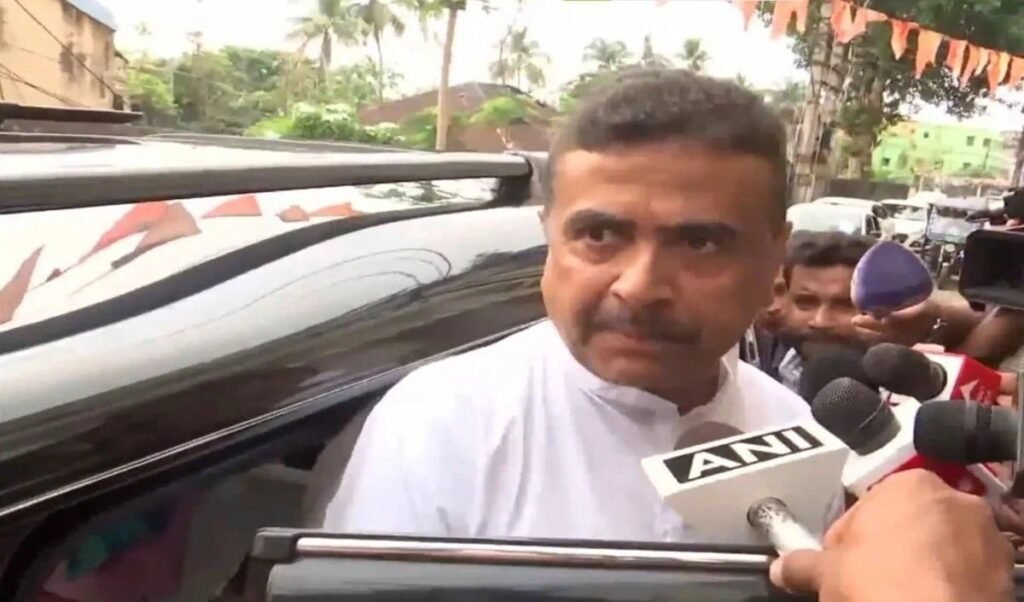 ये सब Bangladeshi हैं, Kolkata में घिरे Suvendu Adhikari का बड़ा दावा, पुलिस को करना पड़ा लाठीचार्ज