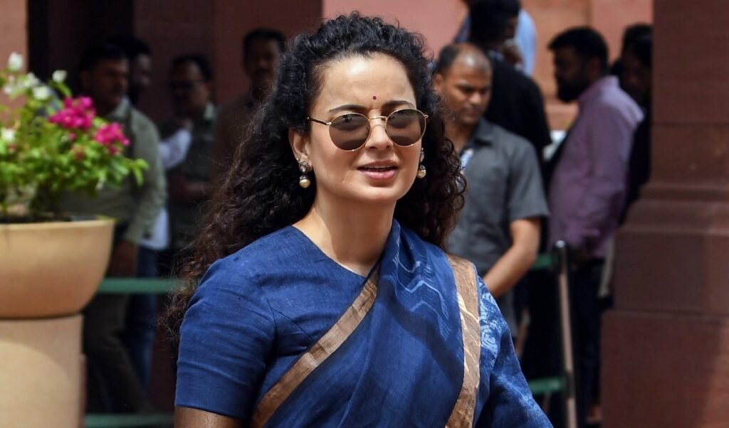 'किसी की मत सुनो, शादी से पहले खुद का हीरो बनो', नोएडा-भोपाल कांड पर कंगना रनौत का महिलाओं को कड़ा संदेश 'किसी की मत सुनो, शादी से पहले खुद का हीरो बनो', नोएडा-भोपाल कांड पर कंगना रनौत का महिलाओं को कड़ा संदेश