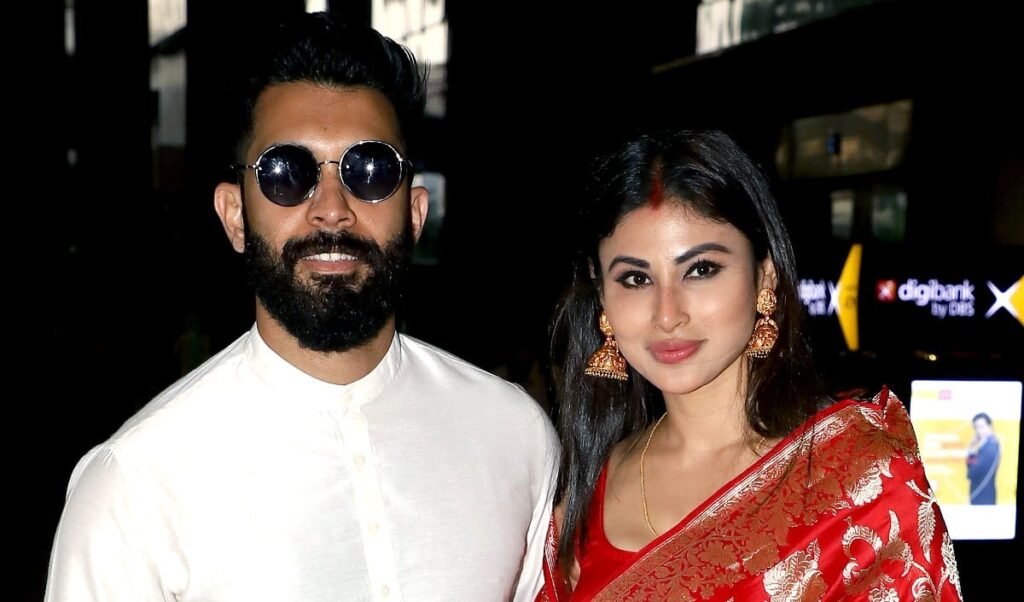 'कोई तीसरा व्यक्ति शामिल नहीं', Mouni Roy के पति Suraj Nambiar ने अलगाव की खबरों के बीच 'बेबुनियाद' अफवाहों को सिरे से नकारा