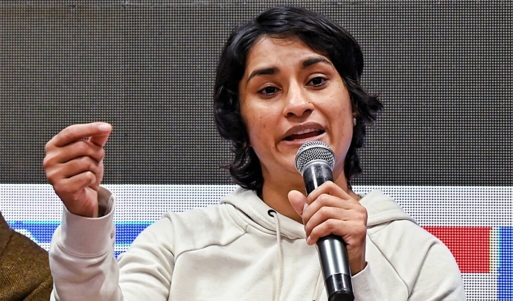 Asian Games Trials में अब होगा महामुकाबला, Vinesh Phogat की 53 Kg में एंट्री, Antim Panghal से टक्कर Asian Games Trials में अब होगा महामुकाबला, Vinesh Phogat की 53 Kg में एंट्री, Antim Panghal से टक्कर
