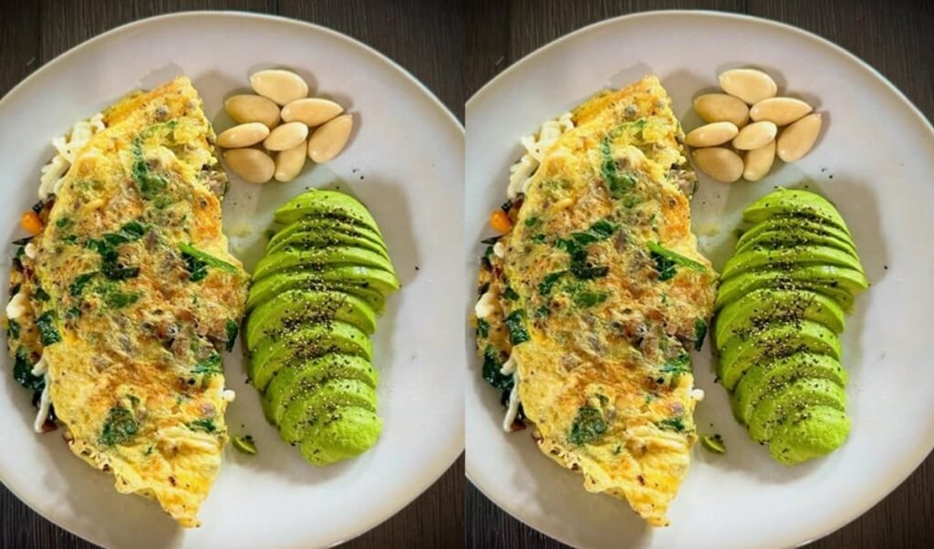 Avocado Thecha Pav: Breakfast में वड़ा पाव को दें हेल्दी Twist, ट्राई करें चटपटा Avocado ठेचा पाव, देखें Recipe Avocado Thecha Pav: Breakfast में वड़ा पाव को दें हेल्दी Twist, ट्राई करें चटपटा Avocado ठेचा पाव, देखें Recipe