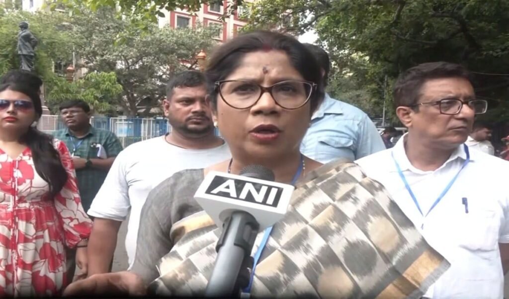 Bengal Strongroom विवाद: TMC नेता Shashi Panja भड़कीं, बोलीं- सुरक्षाकर्मी नियम नहीं जानते