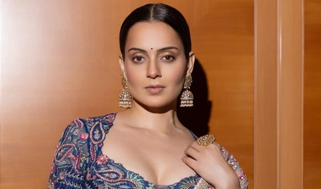 Bharat Bhaagya Viddhaata: अनसुने हीरोज की कहानी लेकर आ रही हैं Kangana Ranaut, रिलीज हुआ कमबैक फिल्म का पोस्टर