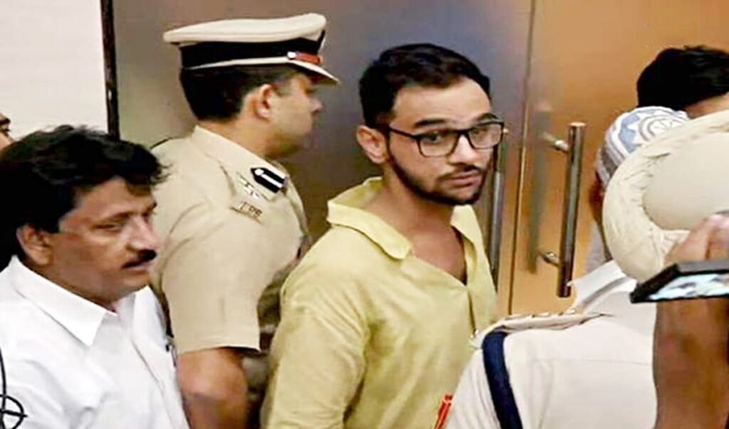 Delhi Riots Case: निचली अदालत से झटके के बाद Umar Khalid को अब High Court से कितनी उम्मीद? Delhi Riots Case: निचली अदालत से झटके के बाद Umar Khalid को अब High Court से कितनी उम्मीद?