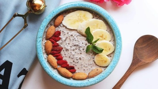 Fortis Delhi gastroenterologist rates 5 popular gut health foods: Chia seeds, Greek yoghurt… Fortis Delhi gastroenterologist rates 5 popular gut health foods: Chia seeds, Greek yoghurt…