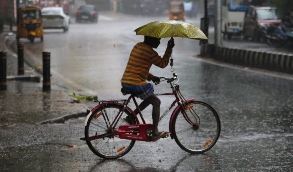 IMD Weather Update | मौसम का यू-टर्न! मौसम विभाग का 19 राज्यों में भारी बारिश और आंधी का अलर्ट, गर्मी से मिलेगी बड़ी राहत IMD Weather Update | मौसम का यू-टर्न! मौसम विभाग का 19 राज्यों में भारी बारिश और आंधी का अलर्ट, गर्मी से मिलेगी बड़ी राहत