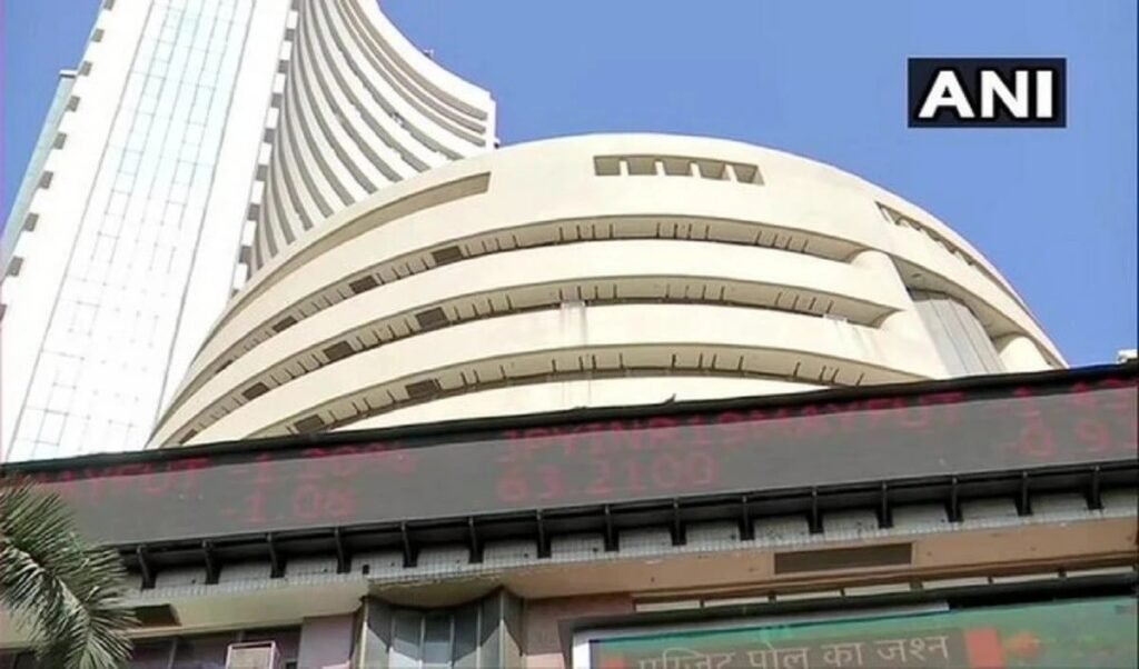 ITC Investors के लिए खुशखबरी! Share में गिरावट के बीच कंपनी ने किया डिविडेंड का ऐलान ITC Investors के लिए खुशखबरी! Share में गिरावट के बीच कंपनी ने किया डिविडेंड का ऐलान