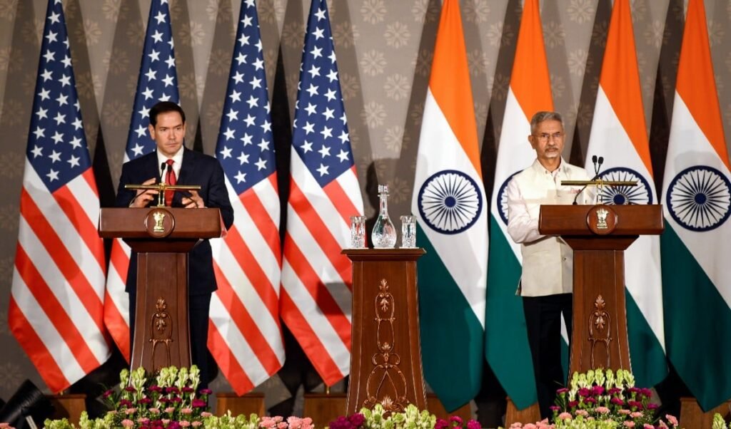 India-US की दोस्ती में नया अध्याय, 10 साल के लिए Defence Deal रिन्यू, Underwater निगरानी पर करार India-US की दोस्ती में नया अध्याय, 10 साल के लिए Defence Deal रिन्यू, Underwater निगरानी पर करार