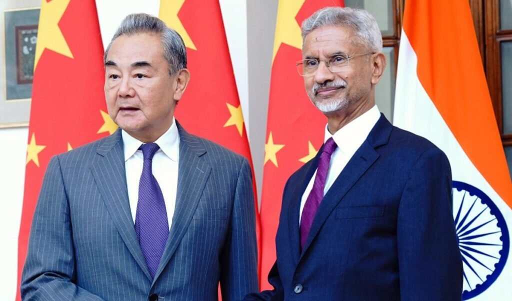 India और China के बीच बीजिंग में सीमा मुद्दे पर हुई बातचीत, पटरी पर लौट रहे द्विपक्षीय संबंध India और China के बीच बीजिंग में सीमा मुद्दे पर हुई बातचीत, पटरी पर लौट रहे द्विपक्षीय संबंध