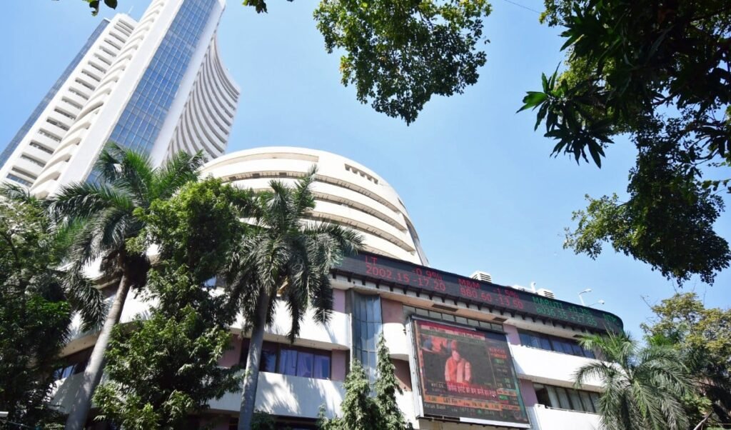 Indian Stock Market Crash | पश्चिम एशिया संकट और कच्चे तेल की कीमतों ने बिगाड़ा सेंटिमेंट, सेंसेक्स-निफ्टी धड़ाम