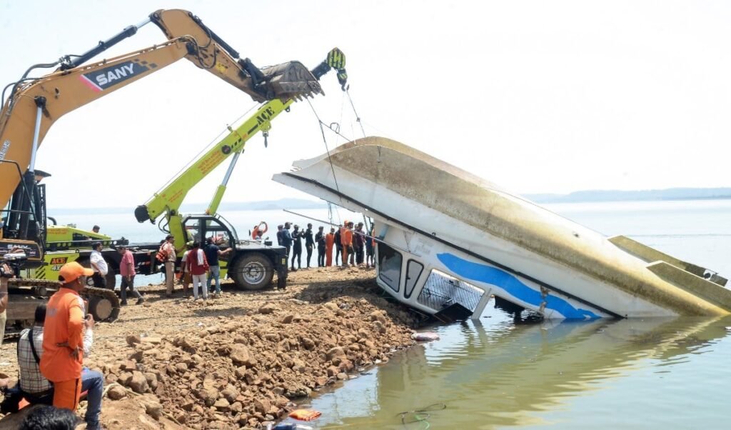 Jabalpur Bargi Dam Tragedy: चाचा-भतीजे का शव बरामद, मरने वालों की संख्या 13 हुई