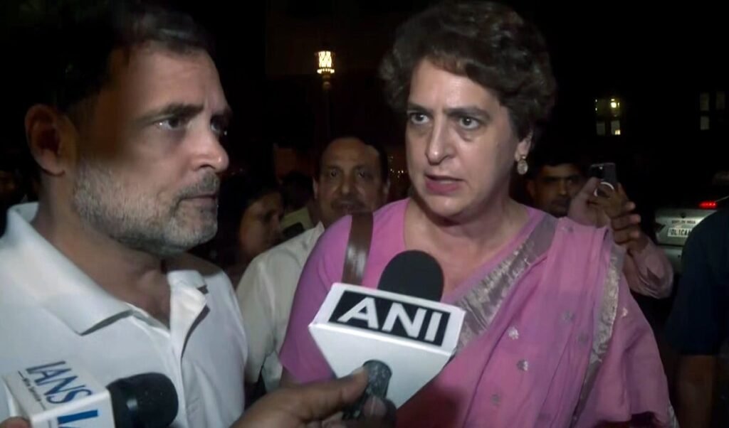 Kerala CM की रेस में Venugopal का नाम, Wayanad में Rahul-Priyanka को चेतावनी- ये अगला Amethi बनेगा Kerala CM की रेस में Venugopal का नाम, Wayanad में Rahul-Priyanka को चेतावनी- ये अगला Amethi बनेगा