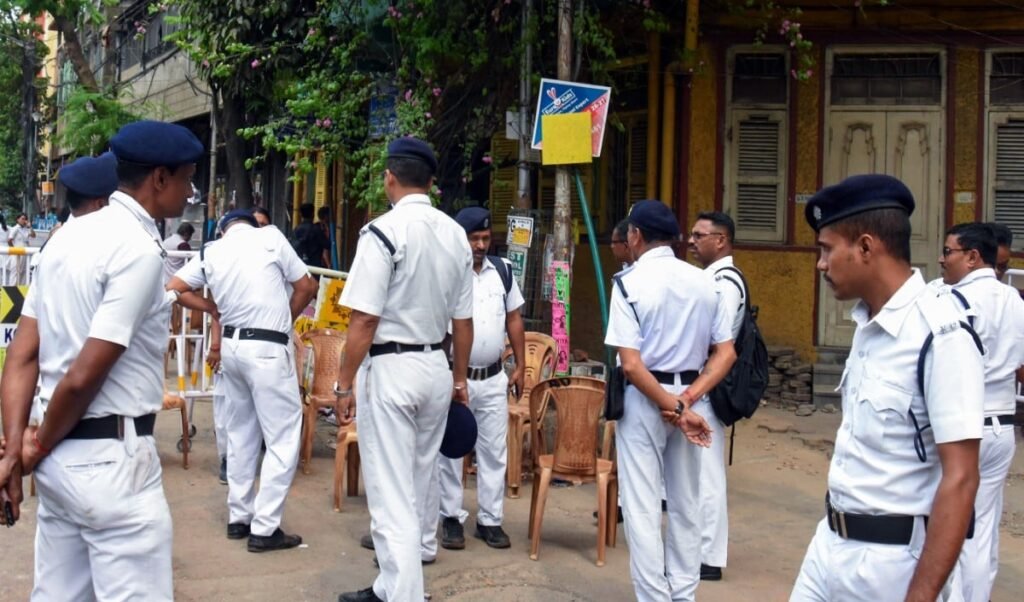 Kolkata Police कमिश्नर की सीधी चेतावनी, ‘डर का माहौल बनाने वालों पर होगी सबसे सख्त कार्रवाई’