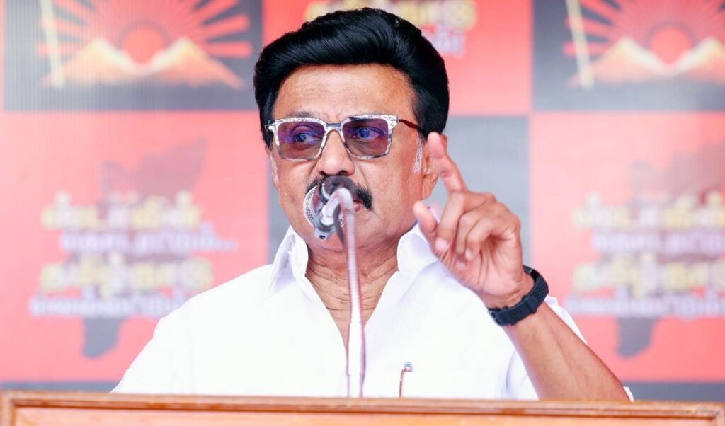 MK Stalin का बड़ा दावा- Joseph Vijay की सरकार कभी भी गिरेगी, DMK को Early Election के लिए किया Alert