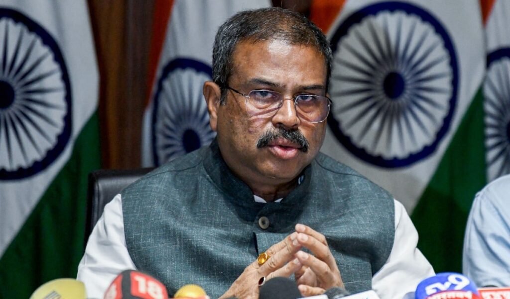 NEET पेपर लीक के बाद एक्शन में Dharmendra Pradhan, बोले- ‘Re-Exam में कोई गलती बर्दाश्त नहीं’