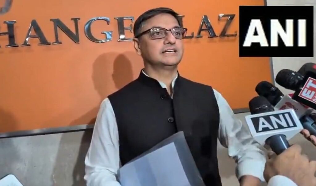 Nandigram से चुनाव लड़वाएंगे, शुभेंदु PM मोदी के सलाहकार को बंगाल का वित्त मंत्री बनाएंगे? Nandigram से चुनाव लड़वाएंगे, शुभेंदु PM मोदी के सलाहकार को बंगाल का वित्त मंत्री बनाएंगे?