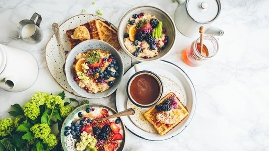 Nutritionist shares 6 foods to eat in the morning for natural energy instead of caffeine: From eggs to nuts Nutritionist shares 6 foods to eat in the morning for natural energy instead of caffeine: From eggs to nuts