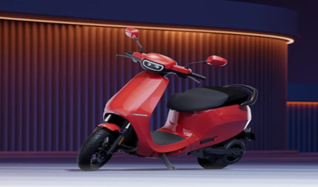 Ola Electric का Commercial EV Market में बड़ा दांव, Delivery Business के लिए ला रही स्पेशल स्कूटर Ola Electric का Commercial EV Market में बड़ा दांव, Delivery Business के लिए ला रही स्पेशल स्कूटर