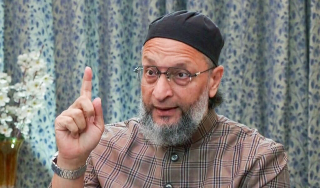 Owaisi का Kiren Rijiju पर पलटवार, ‘Anti-Minority Minister’ बताकर लगाया Propaganda का आरोप