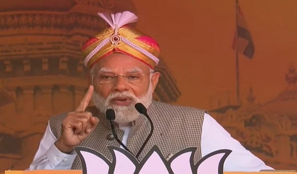 PM Modi का Congress पर हमला, कहा- इनकी किताब में Governance का Chapter ही नहीं, सिर्फ धोखा है PM Modi का Congress पर हमला, कहा- इनकी किताब में Governance का Chapter ही नहीं, सिर्फ धोखा है