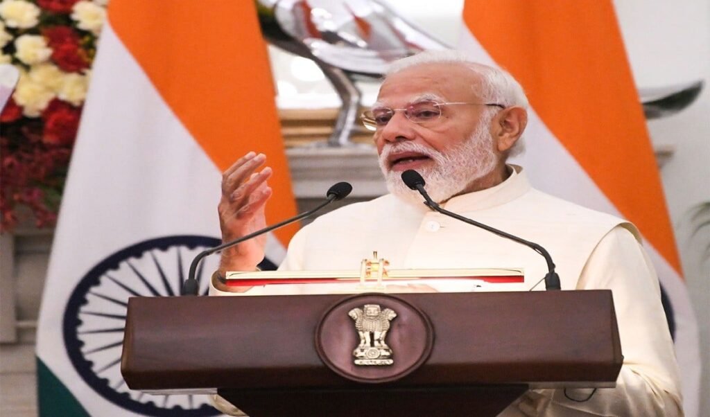 PM Modi के Bengaluru दौरे से पहले बड़ी साजिश? काफिले के रूट से जिलेटिन स्टिक्स बरामद, NIA की Entry PM Modi के Bengaluru दौरे से पहले बड़ी साजिश? काफिले के रूट से जिलेटिन स्टिक्स बरामद, NIA की Entry