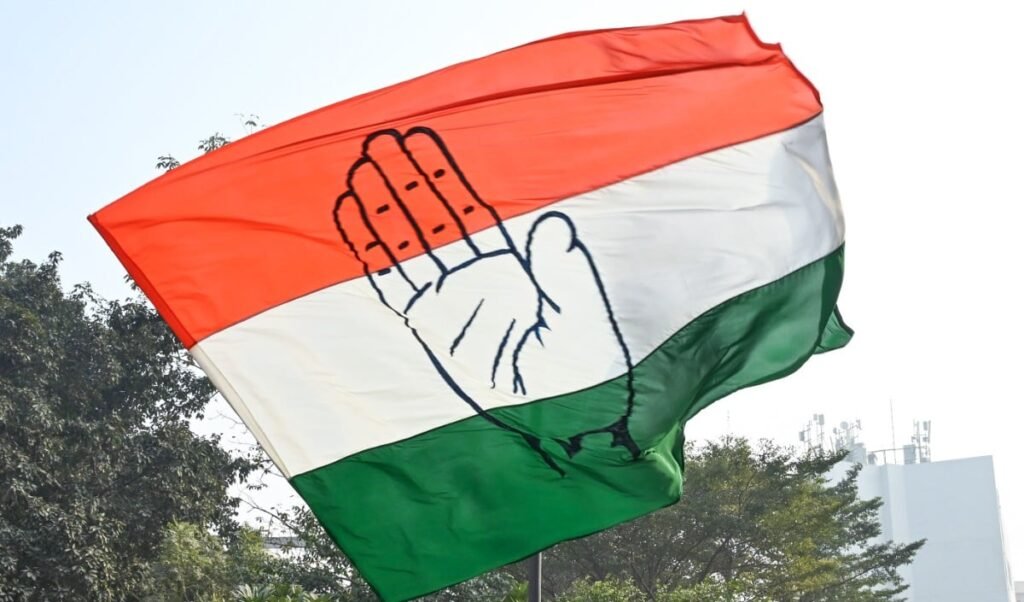 Rahul Gandhi की Jinnah से तुलना पर सियासी बवाल, Congress बोली- BJP ध्यान भटका रही है Rahul Gandhi की Jinnah से तुलना पर सियासी बवाल, Congress बोली- BJP ध्यान भटका रही है