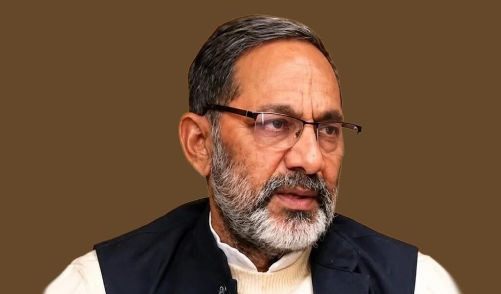 Rajkumar Bhati के विवादित बयानों से Samajwadi Party की मुश्किलें बढ़ीं, यूपी के कई जिलों में FIR