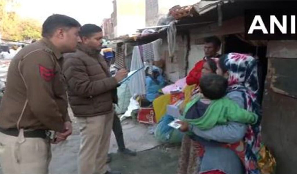 Rohingya कैंप से आया, भारत में बनवाया Passport, UP की Ballia कोर्ट ने सुनाई 3 साल कैद की सजा Rohingya कैंप से आया, भारत में बनवाया Passport, UP की Ballia कोर्ट ने सुनाई 3 साल कैद की सजा