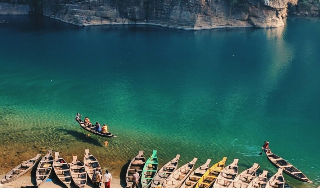 Shimla-Manali को भूल जाइए! इस गर्मी Meghalaya की इन Offbeat जगहों पर मिलेगा जन्नत सा एहसास Shimla-Manali को भूल जाइए! इस गर्मी Meghalaya की इन Offbeat जगहों पर मिलेगा जन्नत सा एहसास