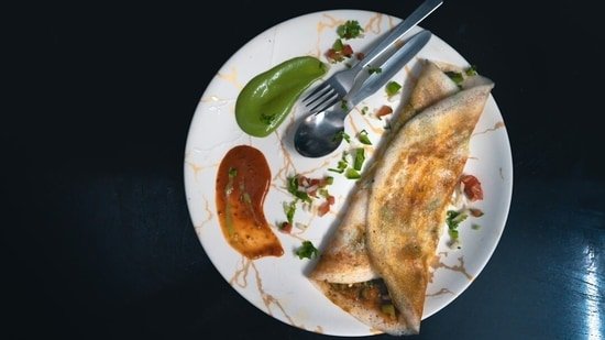 Simple way to add millets in your diet: Try this easy-to-make jowar dosa recipe for a light, gluten-free breakfast Simple way to add millets in your diet: Try this easy-to-make jowar dosa recipe for a light, gluten-free breakfast