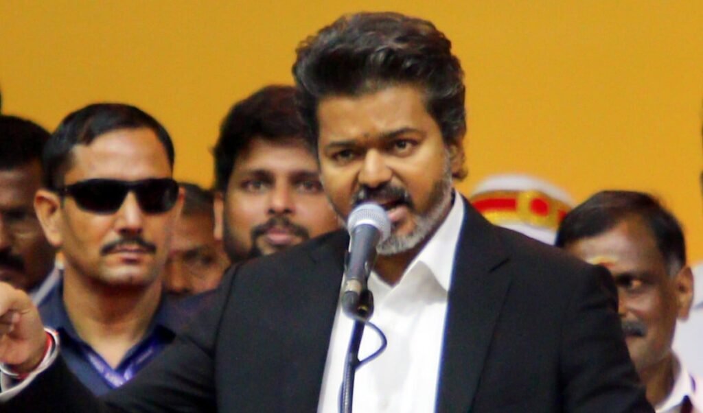 Tamil Nadu Cabinet Expansion | तमिलनाडु में फिर कैबिनेट विस्तार! विजय सरकार में शामिल होंगे VCK और IUML, बागी विधायकों को झटका Tamil Nadu Cabinet Expansion | तमिलनाडु में फिर कैबिनेट विस्तार! विजय सरकार में शामिल होंगे VCK और IUML, बागी विधायकों को झटका