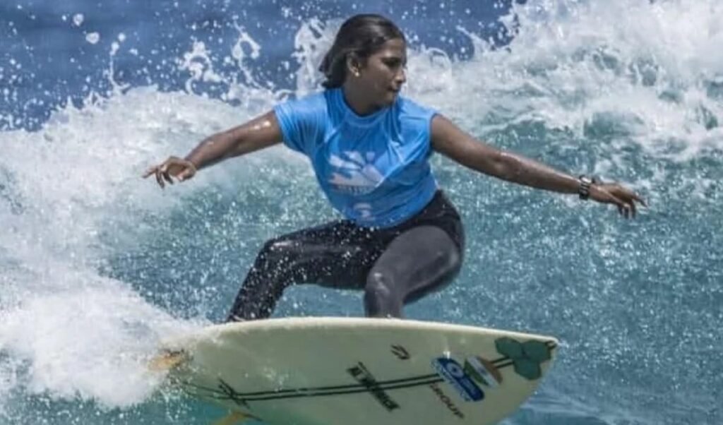 Tamil Nadu की Kamali Moorthy बनीं 'लहरों की रानी', Indian Open of Surfing में जीता दोहरा खिताब
