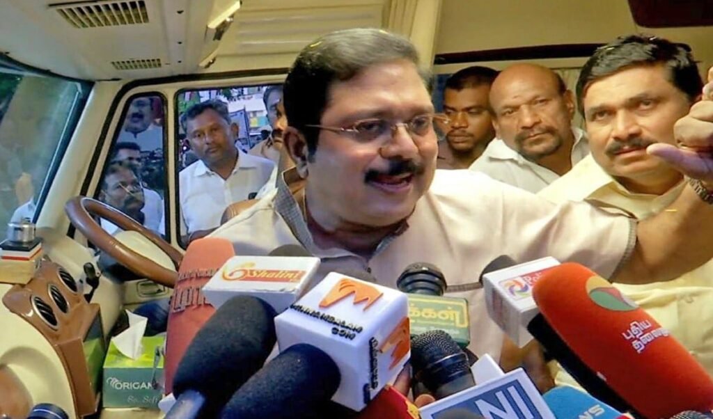 Tamil Nadu की सियासत में ‘AI’ का खेल? TTV Dhinakaran ने Vijay के समर्थन पत्र को बताया फर्जी